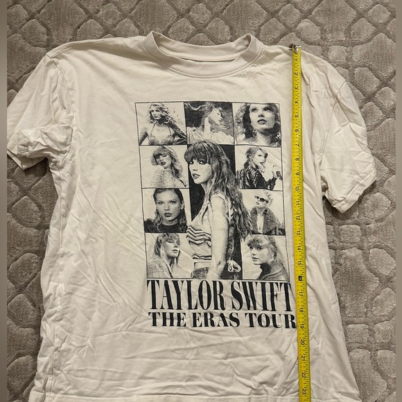Tops - Eras Tour Taylor Swift T shirt size medium